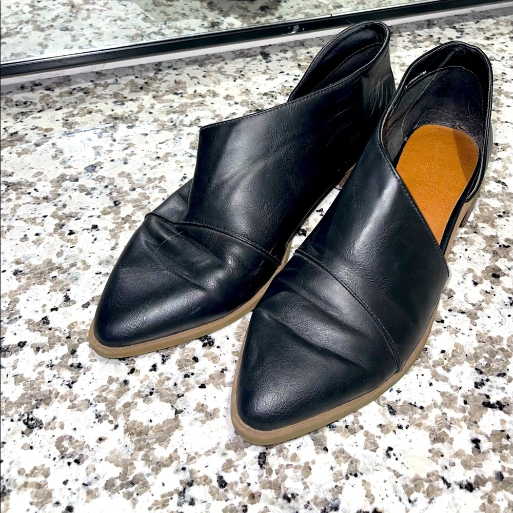 Universal Thread Flats